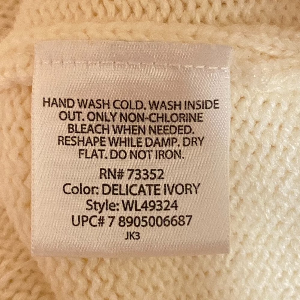 White Stag Pullover Winter Sweater - Picture 7 of 7